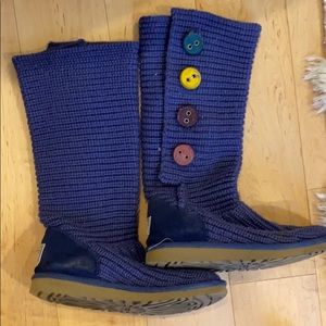 UGG - Blue Knit Bailey Button